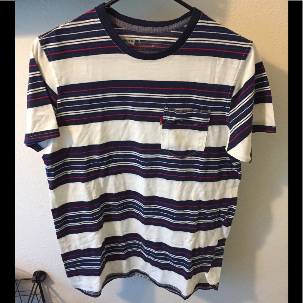 Levis t-shirt